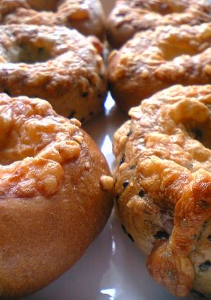 ゴマゴマチーズ、ベーグル。-レシピのメイン写真