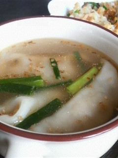 市販のギョーザでお手軽簡単中華スープ-レシピのメイン写真