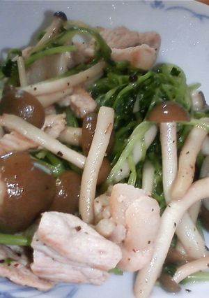☆豆苗ときのこの炒めもの☆-レシピのメイン写真