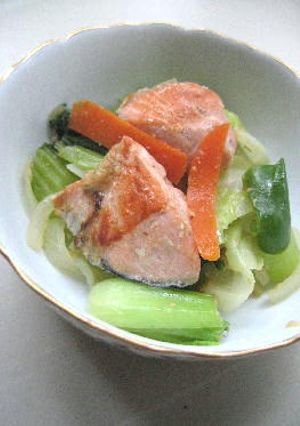 野菜たっぷり　鮭の味噌胡麻たれ炒め-レシピのメイン写真