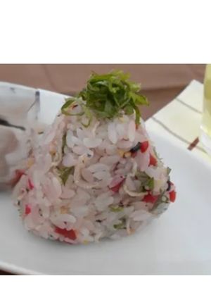 じゃこと梅の雑穀おにぎり-レシピのメイン写真