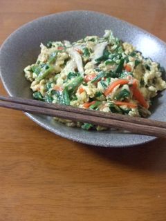 ニラ玉より簡単☆ニラと野菜のたまごとじ-レシピのメイン写真