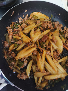 ひき肉とピーマンじゃがいも炒め-レシピのメイン写真