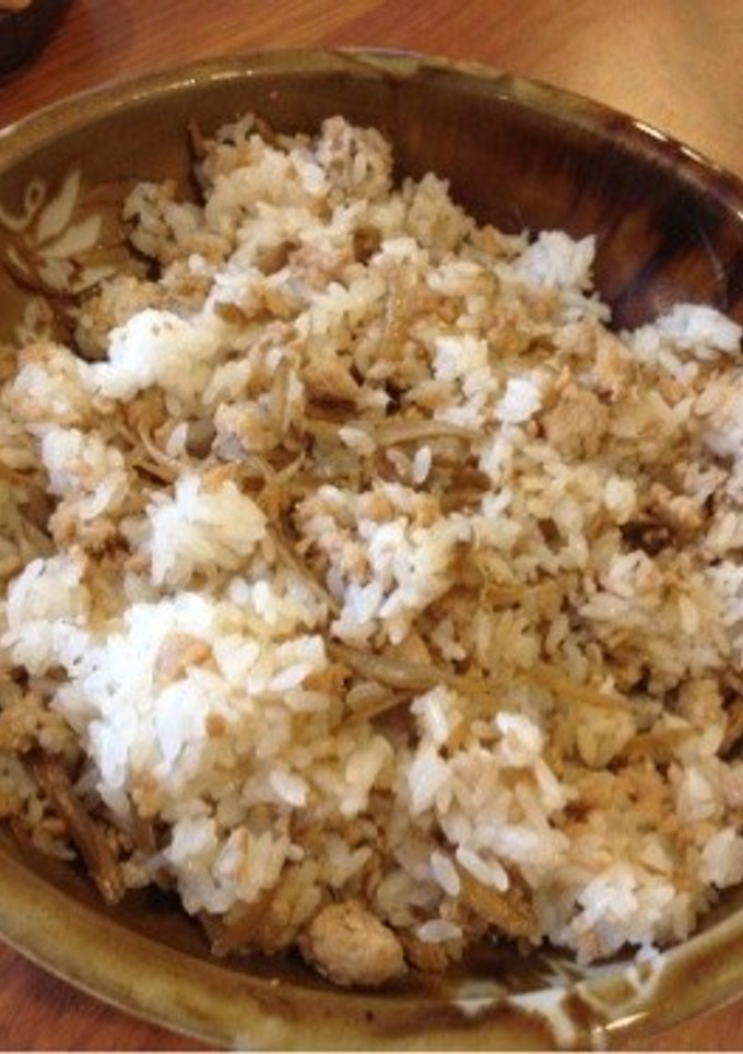 【好評】ごぼうとそぼろの混ぜごはん-レシピのメイン写真