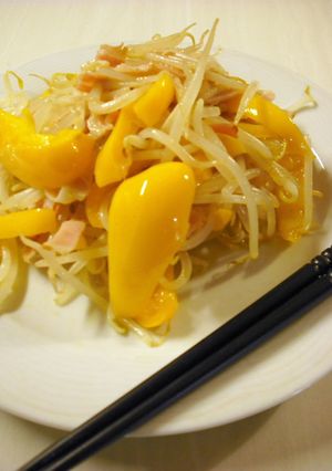 もやしとパプリカとベーコン炒め・・・-レシピのメイン写真