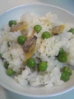あさりと冷凍グリンピースの炊き込みご飯♪-レシピのメイン写真