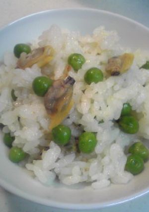 あさりと冷凍グリンピースの炊き込みご飯♪-レシピのメイン写真