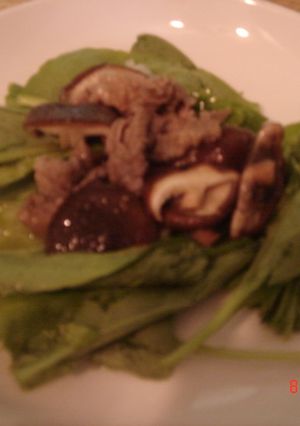 牛肉とサラダホウレン草のオリーブ和え-レシピのメイン写真