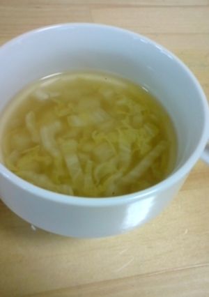 白い野菜のコンソメスープ-レシピのメイン写真