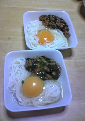 ニラ納豆素麺〜タマゴダレで〜☆-レシピのメイン写真