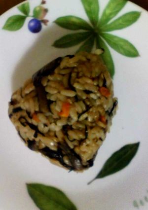 味わい深い炊き込みご飯☆-レシピのメイン写真