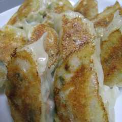 รูปของ ジューシー☆我が家の野菜たっぷり焼き餃子
