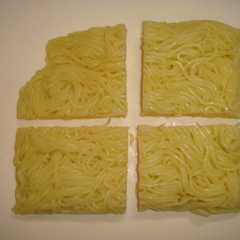 รูปของ 【お弁当用】焼きそば麺の下ごしらえ
