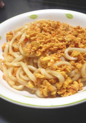 ピリ辛☆たまトマうどん-レシピのメイン写真