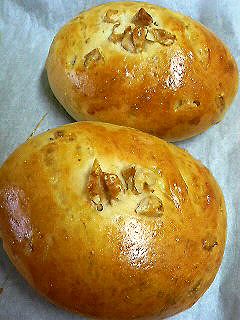 ふわっ★クリームチーズくるみパン♪-レシピのメイン写真