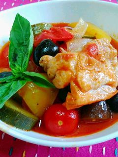 ★鶏肉とズッキーニのトマト煮込み★-レシピのメイン写真