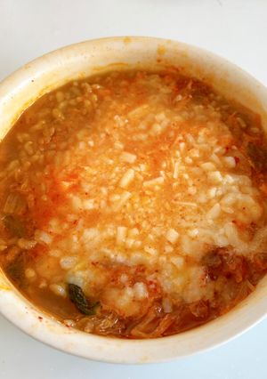 レンジでヘルシーキムチチーズ雑炊♪-レシピのメイン写真