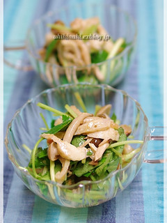 三つ葉と鶏皮の梅肉和え-レシピのメイン写真