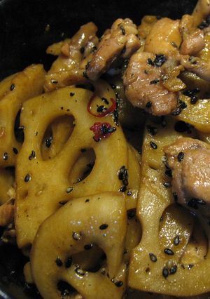 サクサクおいしい、鶏と蓮根の炒め煮-レシピのメイン写真