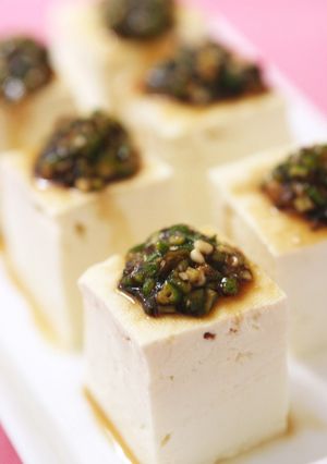 お豆腐に。刻み生オクラと塩昆布のとろねば-レシピのメイン写真