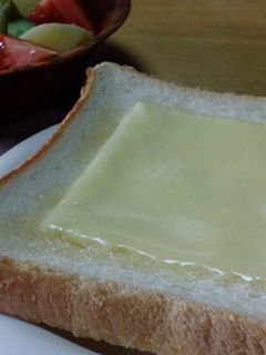 蜂蜜チーズトースト-レシピのメイン写真