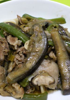 【夏野菜で】ゴマ風味ナス炒り！【簡単！】-レシピのメイン写真
