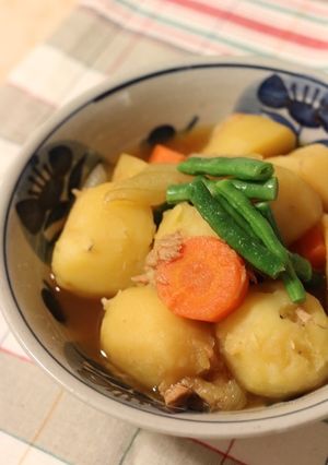 簡単！ツナ缶で・新じゃがと新玉ネギの煮物-レシピのメイン写真