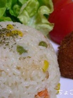炊飯器でエビピラフ-レシピのメイン写真