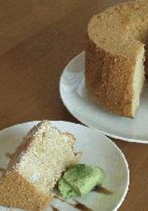 食べ切りサイズ そば粉と黒糖のシフォンケーキ-レシピのメイン写真