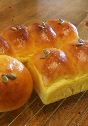 かぼちゃでビタミンたっぷりパン-レシピのメイン写真
