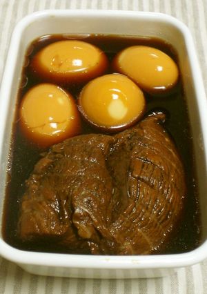豚肉の紅茶煮☆漬け汁で味付け卵も♪-レシピのメイン写真
