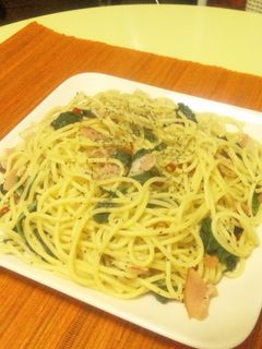 炒めて簡単!ホウレン草とベーコンのパスタ-レシピのメイン写真