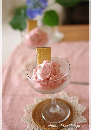 簡単混ぜるだけ！苺チーズケーキ♡ アイス-レシピのメイン写真