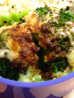 お弁当に✿ブロッコリーのカレーマヨ焼き✿-レシピのメイン写真