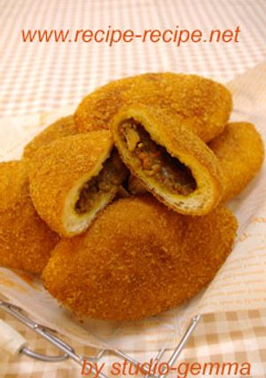 ピリッとスパイシー☆カレーパン-レシピのメイン写真