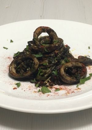 レモン香る旬のイカとセロリのイカ墨パスタ-レシピのメイン写真