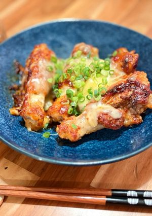夕飯に♪たっぷりチーズのヤンニョムチキン-レシピのメイン写真