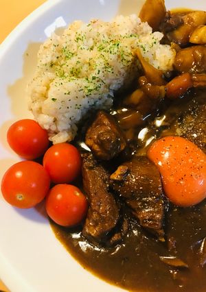 出汁カレー●煮込みポーク玉子カレー-レシピのメイン写真
