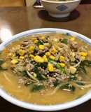 市販の生ラーメンでサッポロ味噌ラーメン