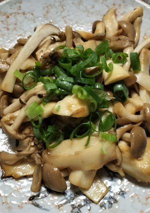 簡単10分！3種のきのこの中華風炒め-レシピのメイン写真