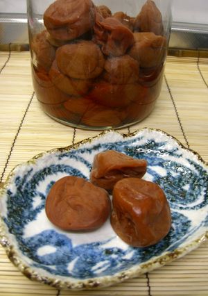 母と一緒に作った☆うちの梅干✿-レシピのメイン写真