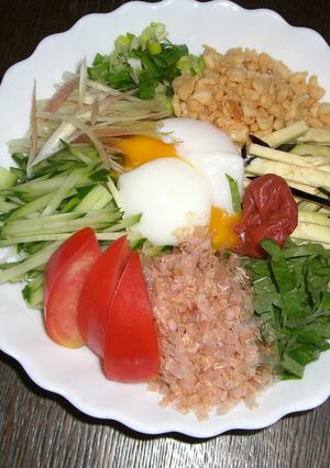 ソーメンと野菜サラダのコラボ-レシピのメイン写真
