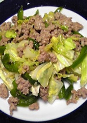 ｷｬﾍﾞﾂとひき肉のナンプラー炒め-レシピのメイン写真