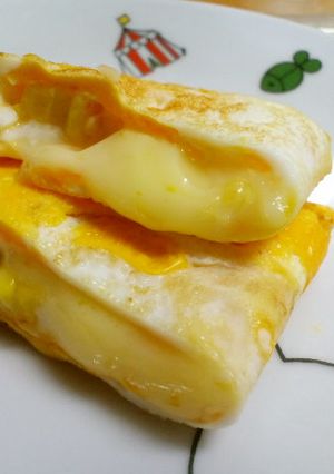 チーズとろっ♪目玉焼きinチーズコーン-レシピのメイン写真