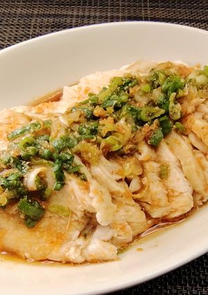 15分蒸しよだれ鶏★旨辛柔らか！中華味の鶏むね肉-レシピのメイン写真