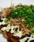 タコとチーズで山芋入りお好み焼き