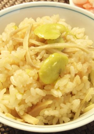 夏にぴったり生姜&そらまめご飯-レシピのメイン写真