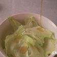 簡単おつまみキャベツのごま油和え