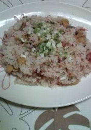 炊飯器コンビーフとマッシュルームのピラフ-レシピのメイン写真