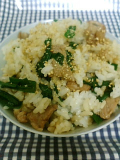 材料2つで☆豚ニラ混ぜご飯-レシピのメイン写真